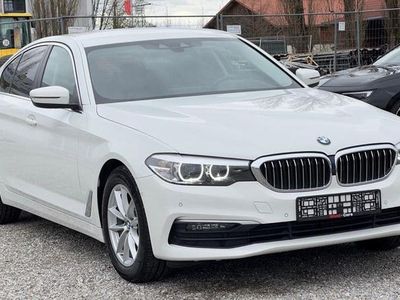 Gebraucht BMW 520 Sport Line 190 PS (139 kW) 2019 Weiß Limousine