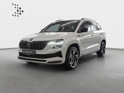 Neu Skoda Karoq SportLine 150 PS (110 kW) 2025 Phoenixorange metallic SUV