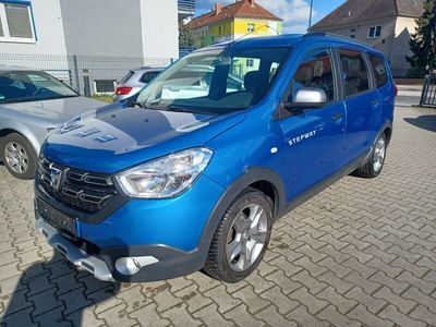 gebraucht Dacia Lodgy EZ 02/2019 1,6L 111t.km. 7Sitz. Navi ,TÜV-Neu Gewähr.