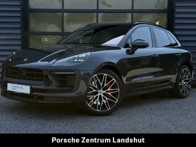 Gebraucht Porsche Macan Chrono 441 PS (324 kW) 2023 Vulkangraumetallic SUV