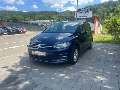 Gebraucht VW Touran Sound 150 PS (110 kW) 2017 Blau Van / Kleinbus