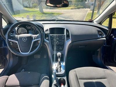 Gebraucht Opel Astra 165 PS (121 kW) 2015 Blau Kombi