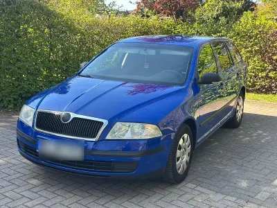 Gebraucht Skoda Octavia 101 PS (74 kW) 2007 Blau Kombi