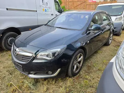 Gebraucht Opel Insignia 194 PS (142 kW) 2013 Schwarz Kombi