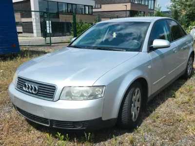 Gebraucht Audi A4 150 PS (110 kW) 2002 Grau Limousine