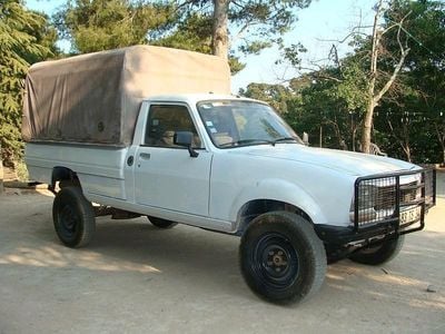 Gebraucht Peugeot 504 75 PS (55 kW) 1987 Weiß Abholung