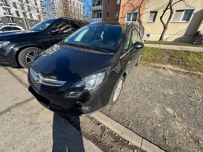 Gebraucht Opel Zafira 165 PS (121 kW) 2012 Braun Van / Kleinbus
