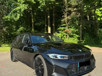 Second-hand BMW 330 Comfort Edition 286 CP (210 kW) 2023 Negru Break