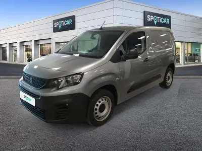 Gebraucht Peugeot Partner Premium 131 PS (96 kW) 2021 Grau Van / Kleinbus