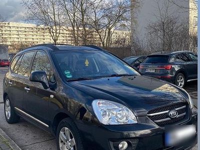 Gebraucht Kia Carens 140 PS (102 kW) 2010 Schwarz Van / Kleinbus