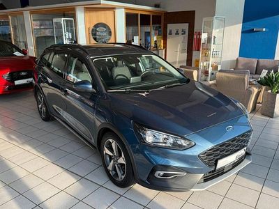 Usata Ford Focus Active 155 CV (114 kW) 2021 Blu Berlina