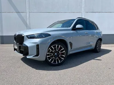 Gebraucht BMW X5 M Sport 286 PS (210 kW) 2026 Grau SUV