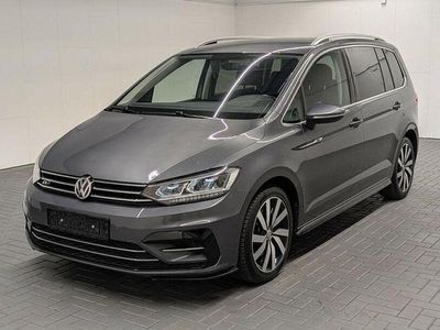 Grau (indiumgrau met.) Gebraucht 2018 VW Touran Highline Van / Kleinbus | 22.480 € (Fairer Preis)
