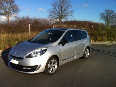 Gebraucht Renault Grand Scénic III Bose Edition 110 PS (80 kW) 2012 Silber metallic Van / Kleinbus