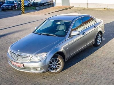 Grau Gebraucht 2007 Mercedes C200 Elegance Limousine | 6.999 € (Fairer Preis)