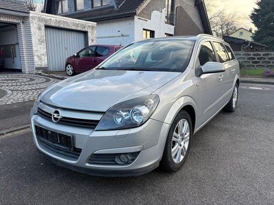 Gebraucht Opel Astra 105 PS (77 kW) 2005 Silber Kombi