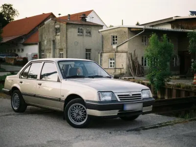 Gebraucht Opel Ascona 75 PS (55 kW) 1986 Limousine