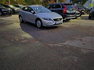 Gebraucht Volvo V40 Ocean Race 122 PS (89 kW) 2015 Silber Limousine