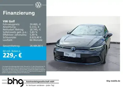 Gebraucht VW Golf VIII R-line 131 PS (96 kW) 2024 Grau Limousine