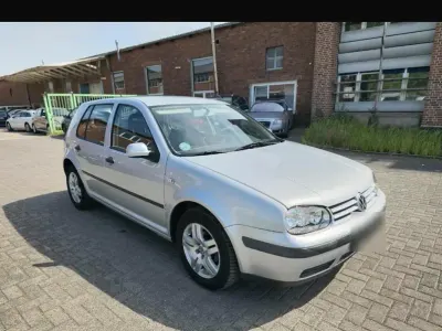 Gebraucht VW Golf IV 105 PS (77 kW) 2001 Silber Limousine
