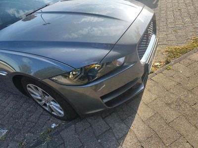 Gebraucht Jaguar XE 179 PS (131 kW) 2016 Grau Limousine