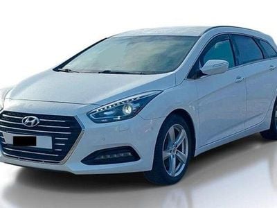 Usata Hyundai i40 Premium 165 CV (121 kW) 2017 Bianco Station wagon
