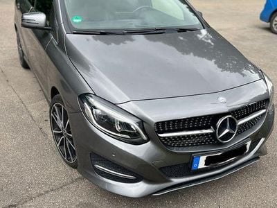 Mercedes B220