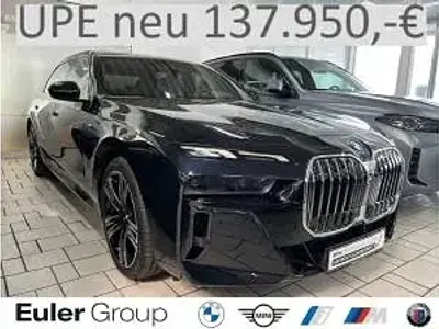 Gebraucht BMW 740 286 PS (210 kW) 2025 Schwarz (carbonschwarz metallic) Limousine