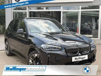 Gebraucht BMW iX3 M Sport 210 kW (286 PS) 2023 Schwarz SUV