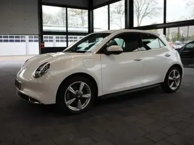 Używany Ora 03 125 kW (171 KM) 2023 Biały Hatchback