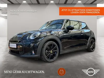 Gebraucht Mini Cooper SE 135 kW (184 PS) 2023 Schwarz Kleinwagen