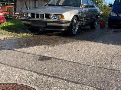 Usata BMW 520 129 CV (94 kW) 1989 Oro Berlina