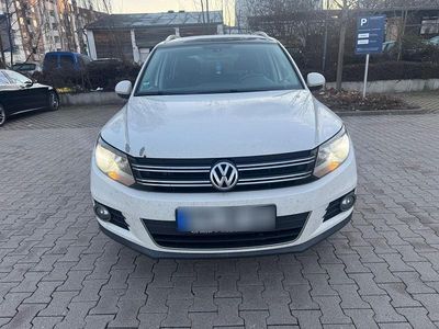 Gebraucht VW Tiguan 195 PS (143 kW) 2012 Weiß SUV