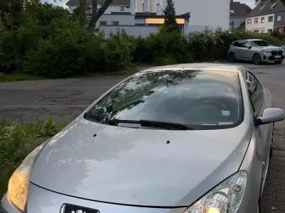 Gebraucht Peugeot 307 CC 140 PS (102 kW) 2006 Silber Cabrio