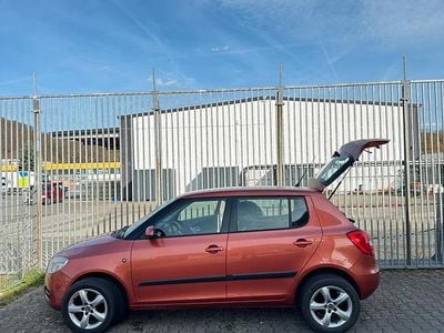 Gebraucht Skoda Fabia 69 PS (50 kW) 2009 Orange Kleinwagen