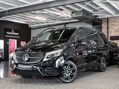 Gebraucht Mercedes V300 AMG line 237 PS (174 kW) 2021 Obsidianschwarz Van / Kleinbus