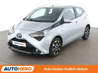 Gebraucht Toyota Aygo X-play 72 PS (52 kW) 2019 Grau Kleinwagen