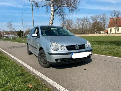 Gebraucht VW Polo 75 PS (55 kW) 2003 Silber Kleinwagen
