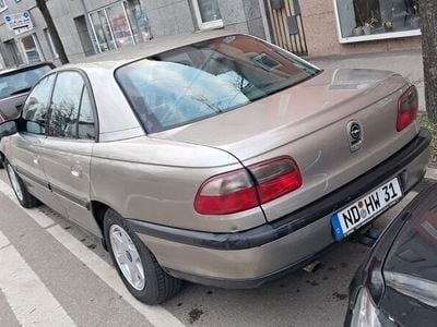 Opel Omega