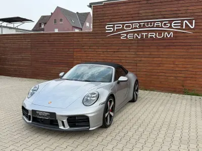 Neu Porsche 992 450 PS (330 kW) 2025 Silber Cabrio