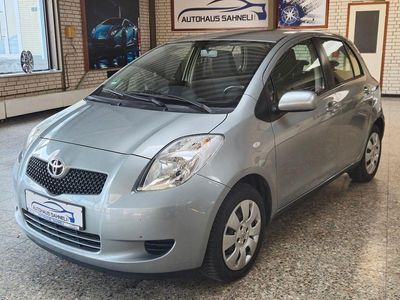 Gebraucht Toyota Yaris Sol 69 PS (50 kW) 2006 Silber Kleinwagen