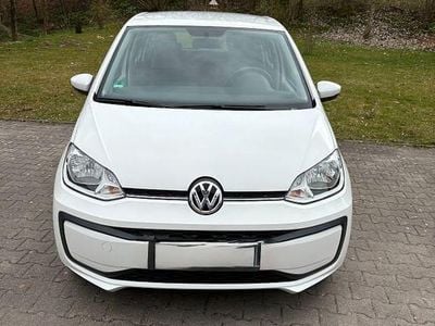 Begagnad VW up! 60 HK (44 kW) 2018 Vit Halvkombi