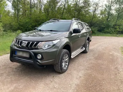 Używany Mitsubishi L200 181 KM (133 kW) 2017 Zielony Pickup