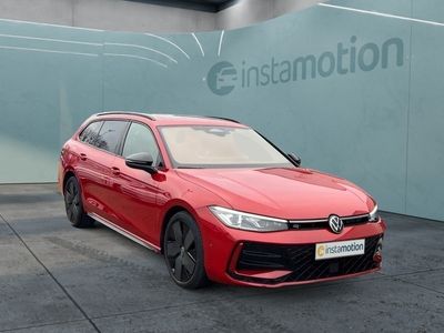 Usata VW Passat R-line 150 CV (110 kW) 2024 Rosso Station wagon