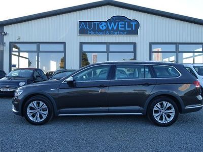 gebraucht VW Passat Alltrack Variant 2.0 TDI DSG 4M LED NAV