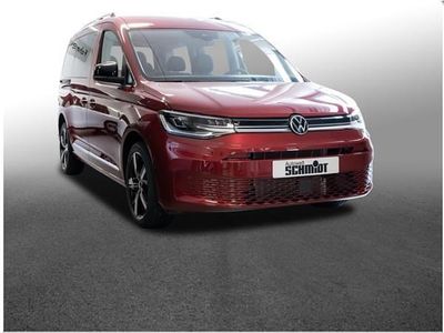 Rot (fortanarot metallic) Neu 2025 VW Caddy Style Van / Kleinbus | 41.703 € (Teuer)