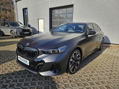 Neu BMW 540 M Sport 286 PS (210 kW) 2025 Grau Limousine