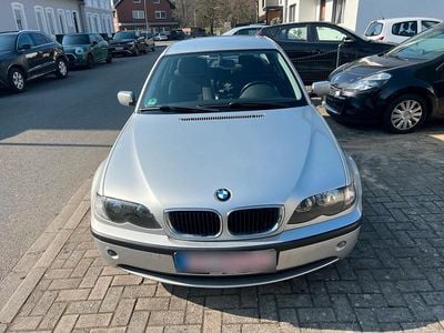 Brugt BMW 318 143 HK (105 kW) 2002 Sølv Sedan