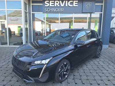Gebraucht Peugeot 308 Allure 131 PS (96 kW) 2022 Schwarz Limousine