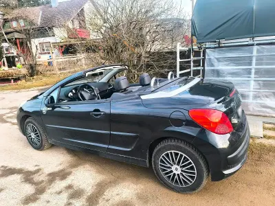 Gebraucht Peugeot 207 CC 120 PS (88 kW) 2008 Schwarz Cabrio